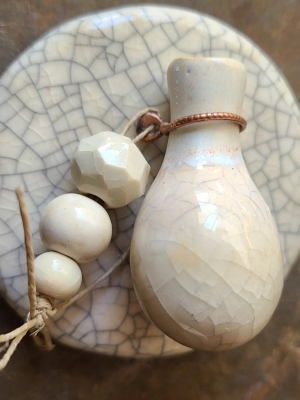 Crystal Clear / Ceramic Pendant and Bead Set